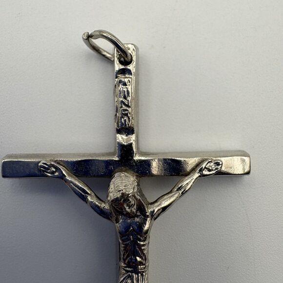 2" Crucifix Pendant Catholic Cross Italian w/ Ring for Chain Italy - Picture 2 of 5